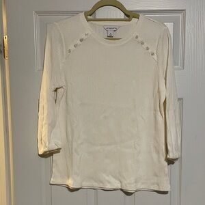 Liz Claiborne Cream Ribbed Long-Sleeve Top with Shoulder Buttons